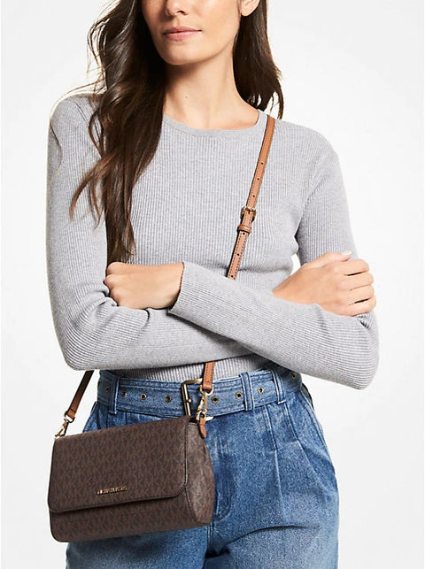 Convertible Pouchette Shoulder Bag - Bolso Convertible Pouchette Bandolera - Michael Kors - BROWN